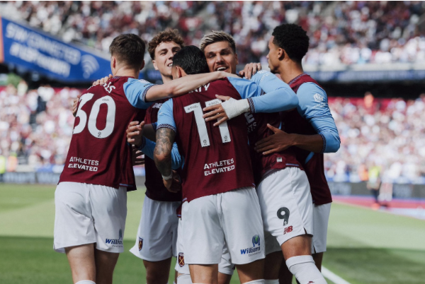West Ham leads Derby County 1-0 at halftime in a crucial Championship clash