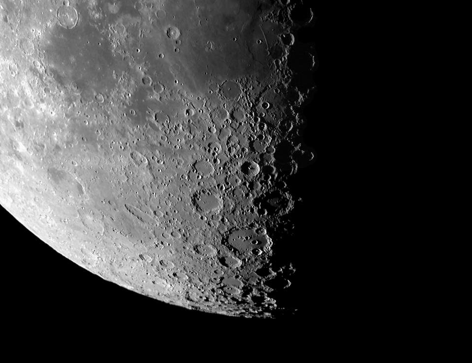 New Study Finds Lunar Water Limits Ambitions for Million-Person Cities