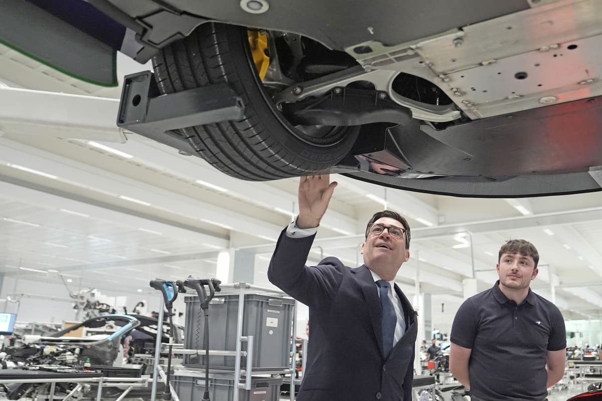 McLaren Announces £500m Investment for UK Expansion and First Performance SUV