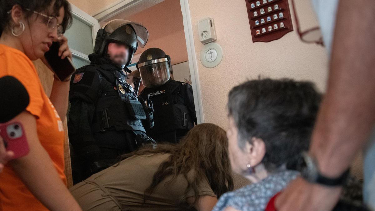 El relator de la ONU reprocha a la jueza no haber suspendido el desahucio