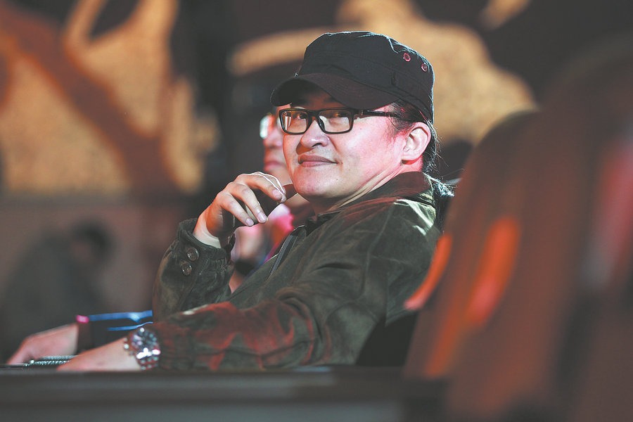 Renowned Chinese Singer and Olympic Theme Performer Liu Huan Dies at 63