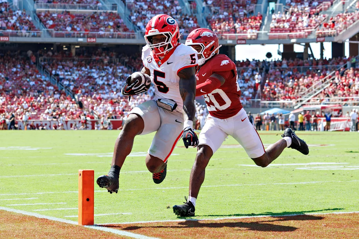 Iowa, Louisville Rise; Kentucky, Nebraska Earn Votes