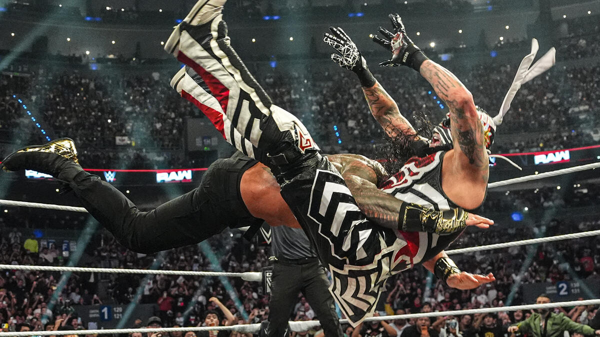 Roman Reigns Retains World Championship Against Penta, Faces LA Knight Next