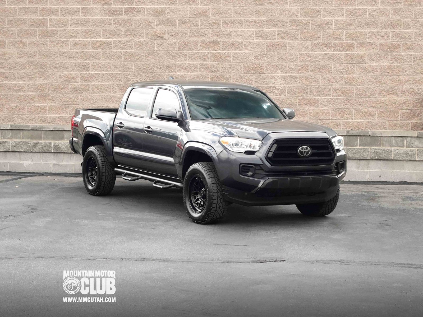 Toyota Tundra, Crown and Classic Pontiac Listings