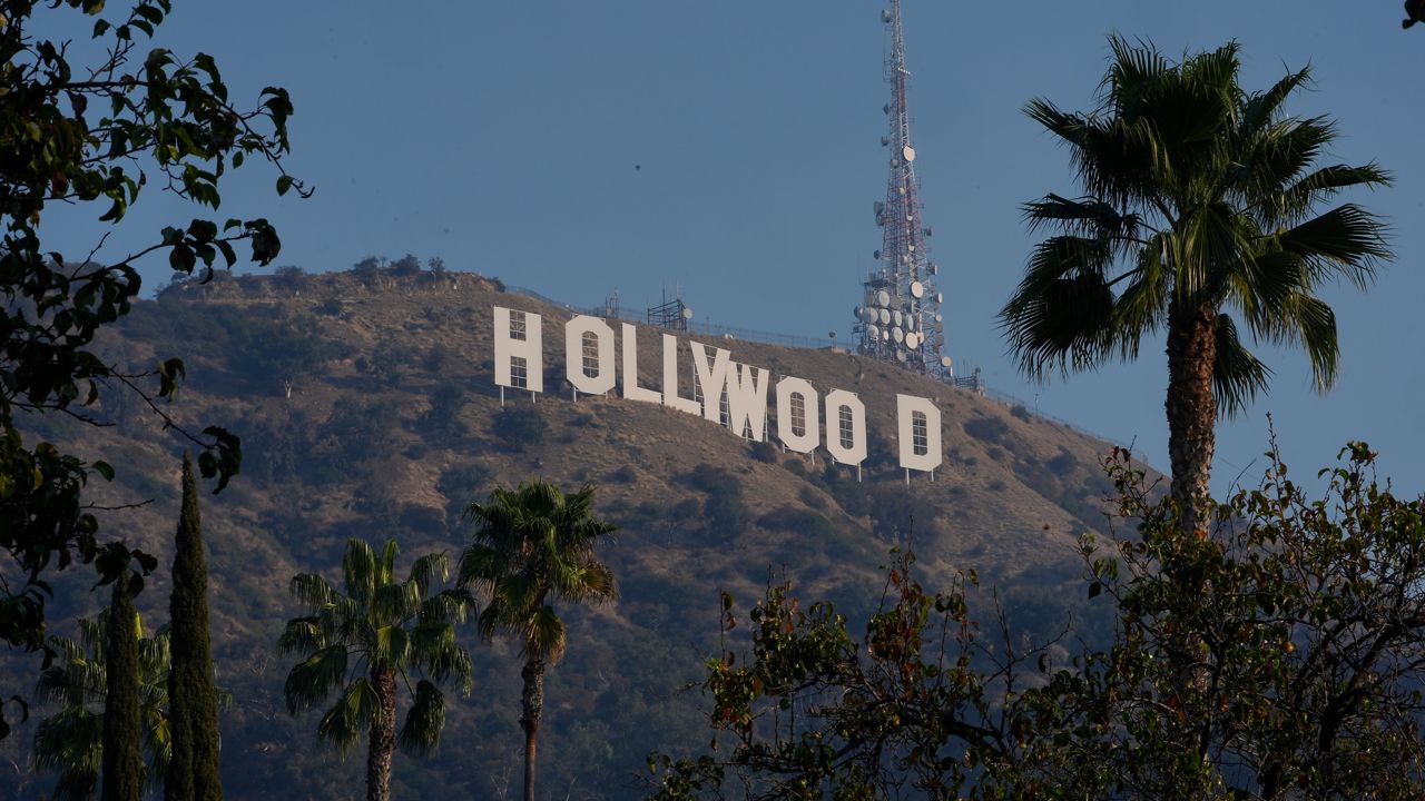 Bipartisan Lawmakers Draft Federal Tax Credit to Bring Film Production Back to U.S.