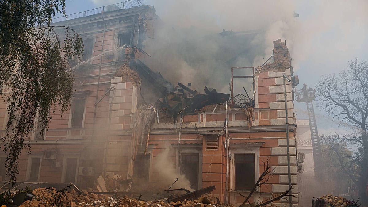 Russian Overnight Strikes Kill Two Across Ukraine as Diplomatic Tensions Rise at UN