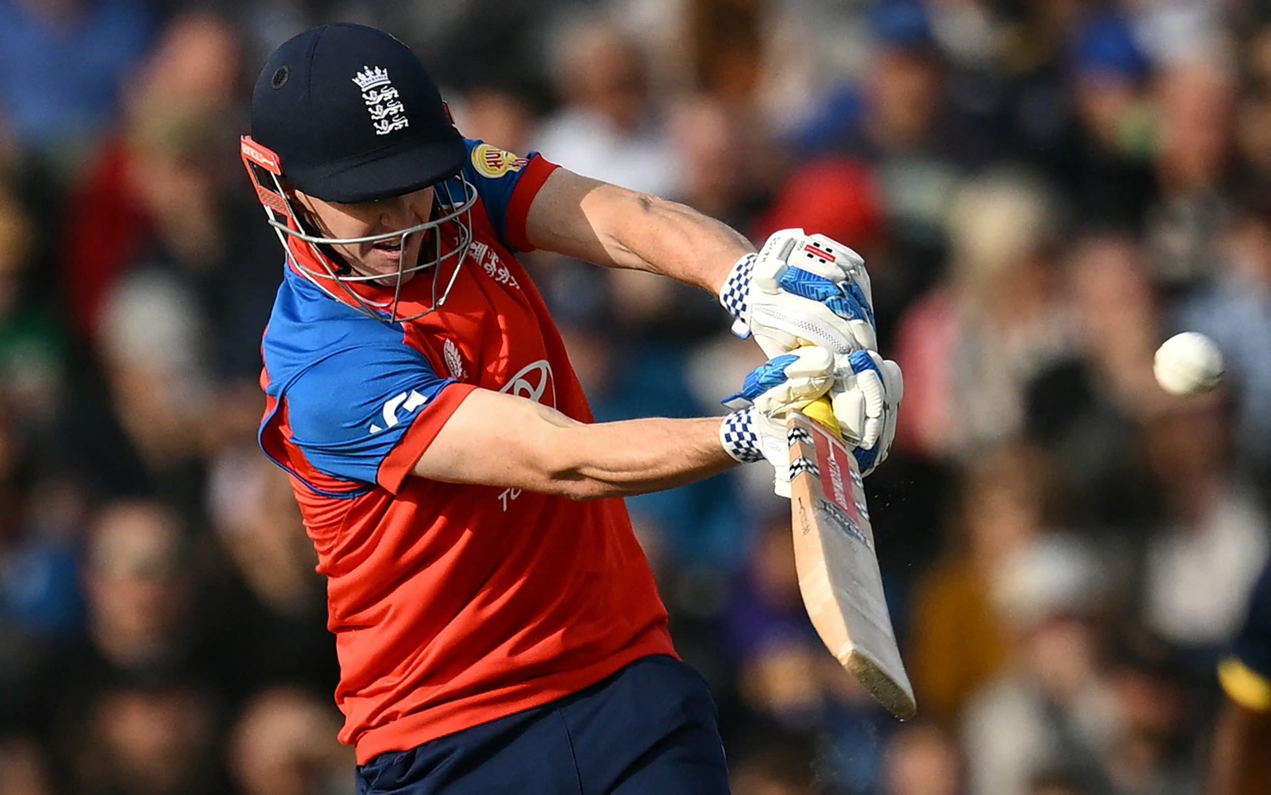 England Sweeps Sri Lanka to Reclaim Top Spot in T20 Rankings