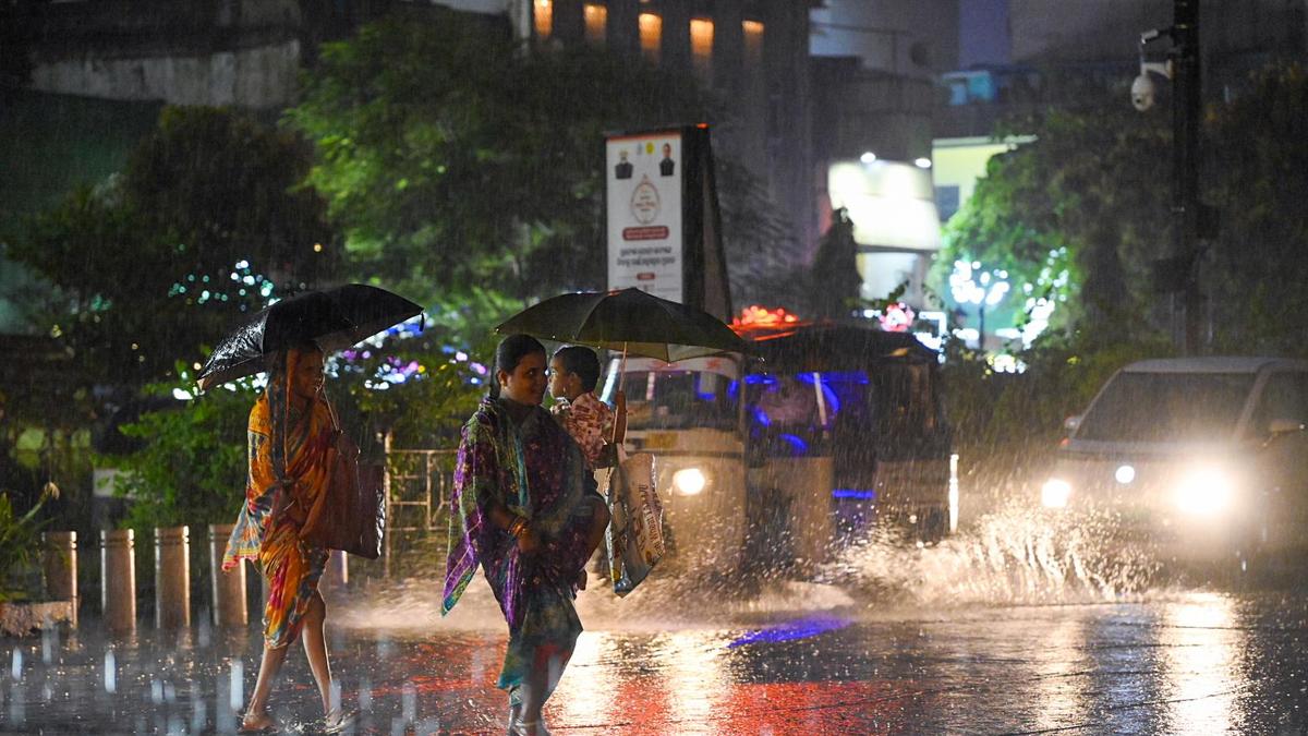 Odisha Orders Four-District School Closures Amid Rain