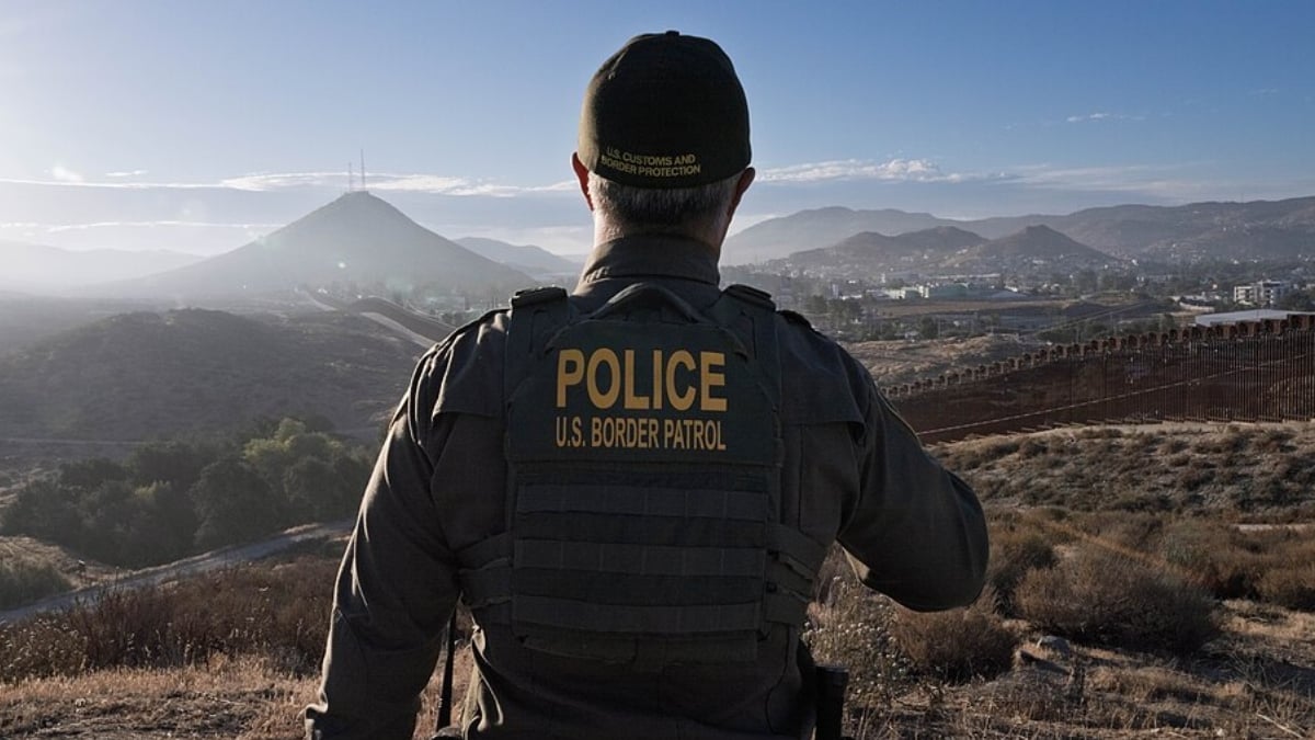 Second Circuit Allows Warrantless Border Phone Searches