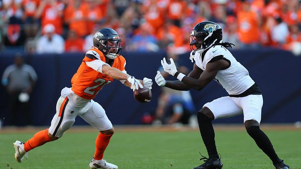 Jaguars Seek 10th Straight Win Against Reeling Broncos in Denver