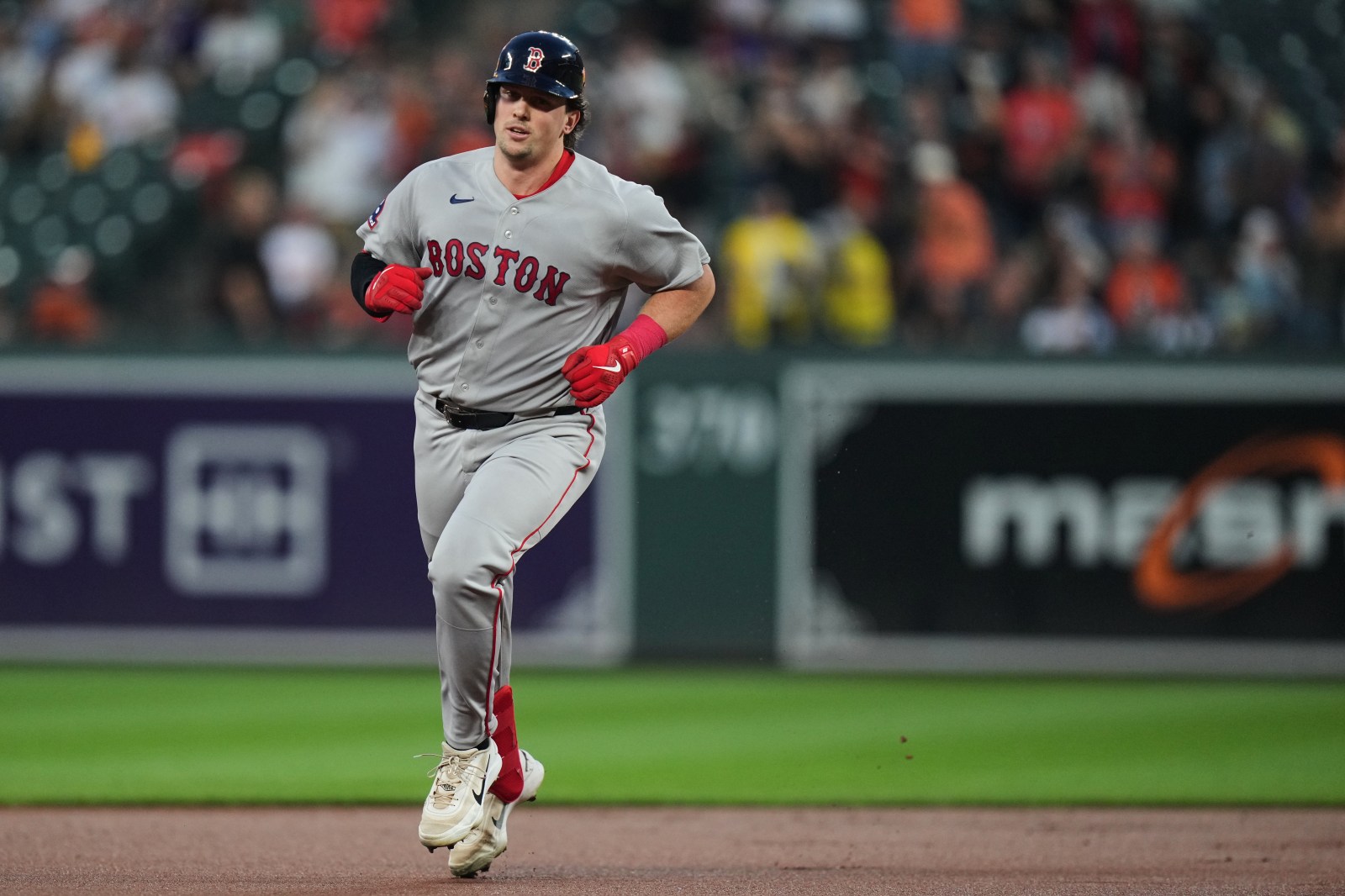 Adley Rutschman Hits Two Home Runs in Emotional Return to Camden Yards