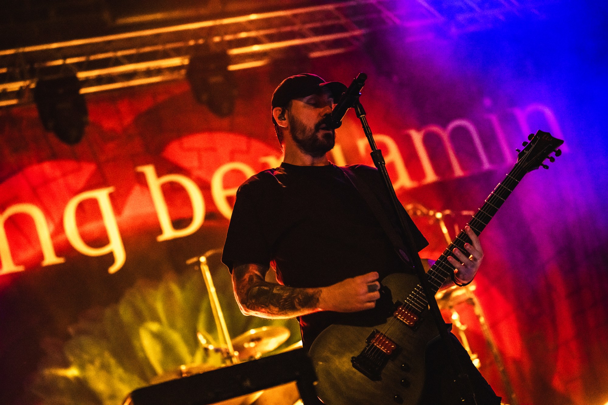 Breaking Benjamin Frontman Pauses Concert To Promote Fallout 4 Mod Amid Feud