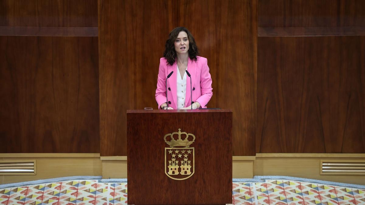 Ayuso arremete contra Sánchez y advierte sobre consecuencias judiciales por Ceuta