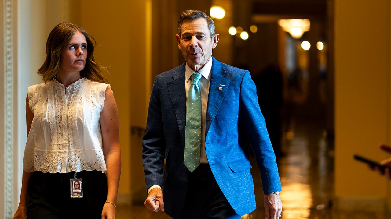 Curtis Seeks Subpoenas for Trump Jr., Hunter Biden