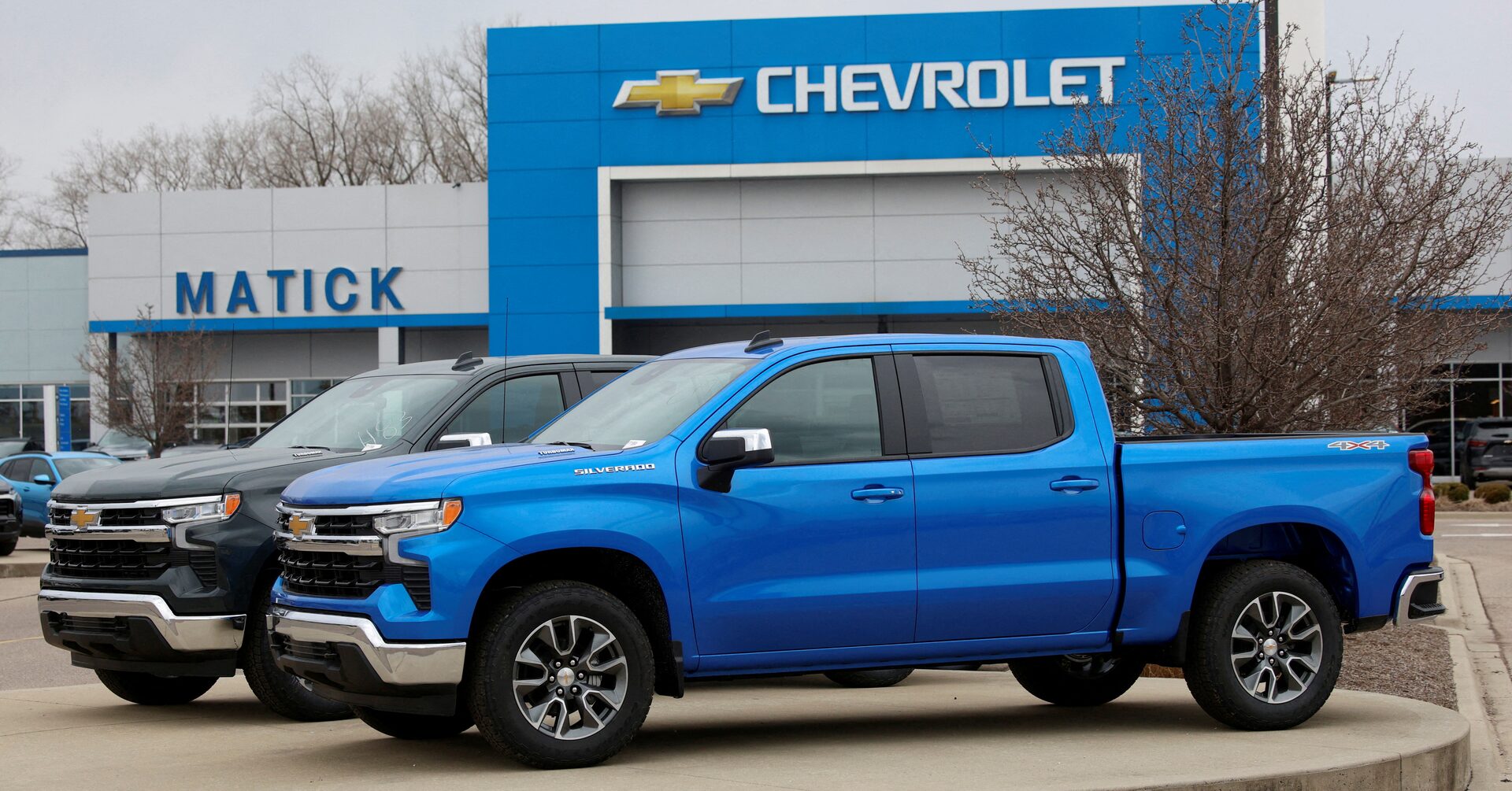 General Motors Unveils New V-8 Engines and Upgrades for 2027 Pickups
