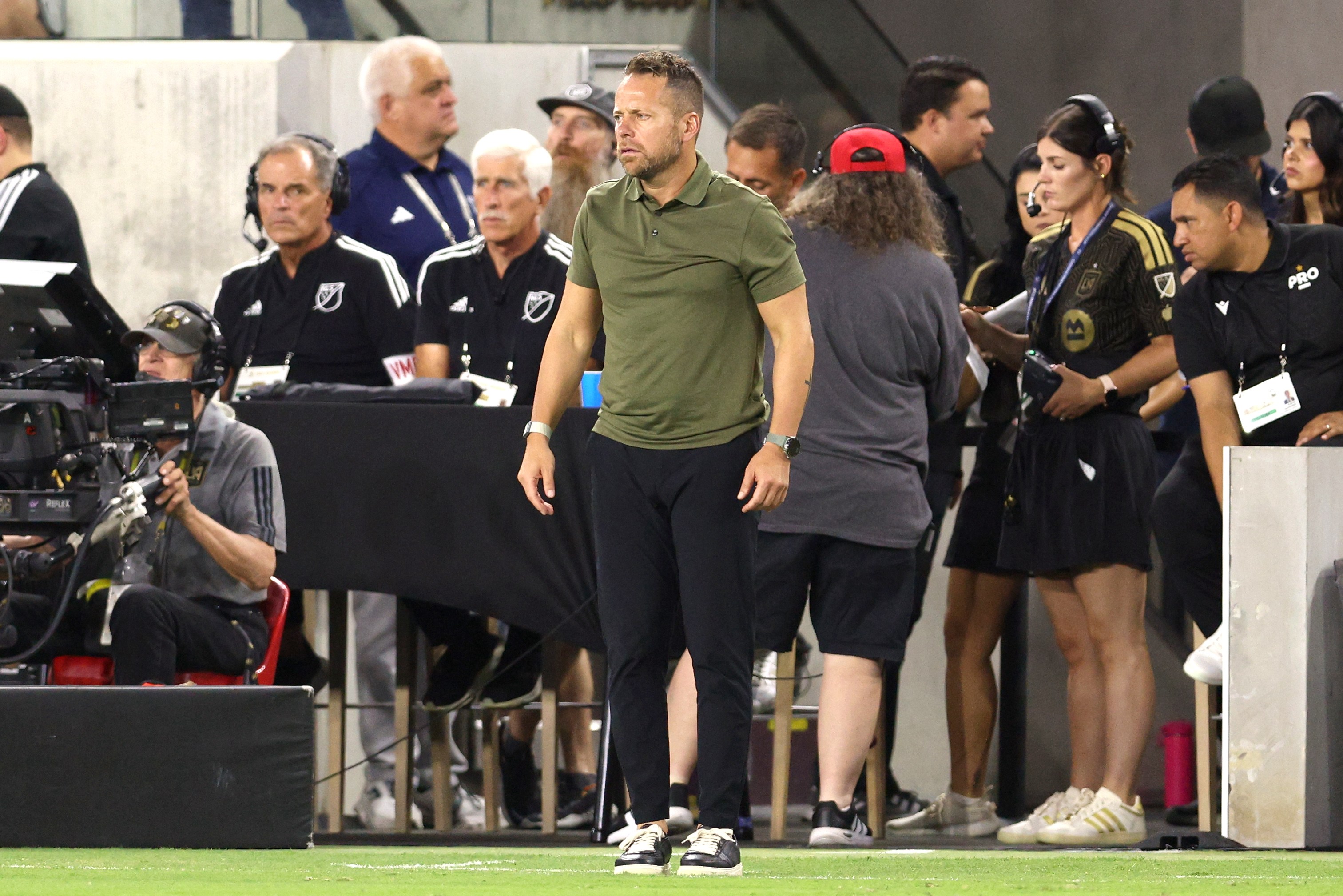 Los Angeles FC fires head coach Marc Dos Santos following a disappointing run.
