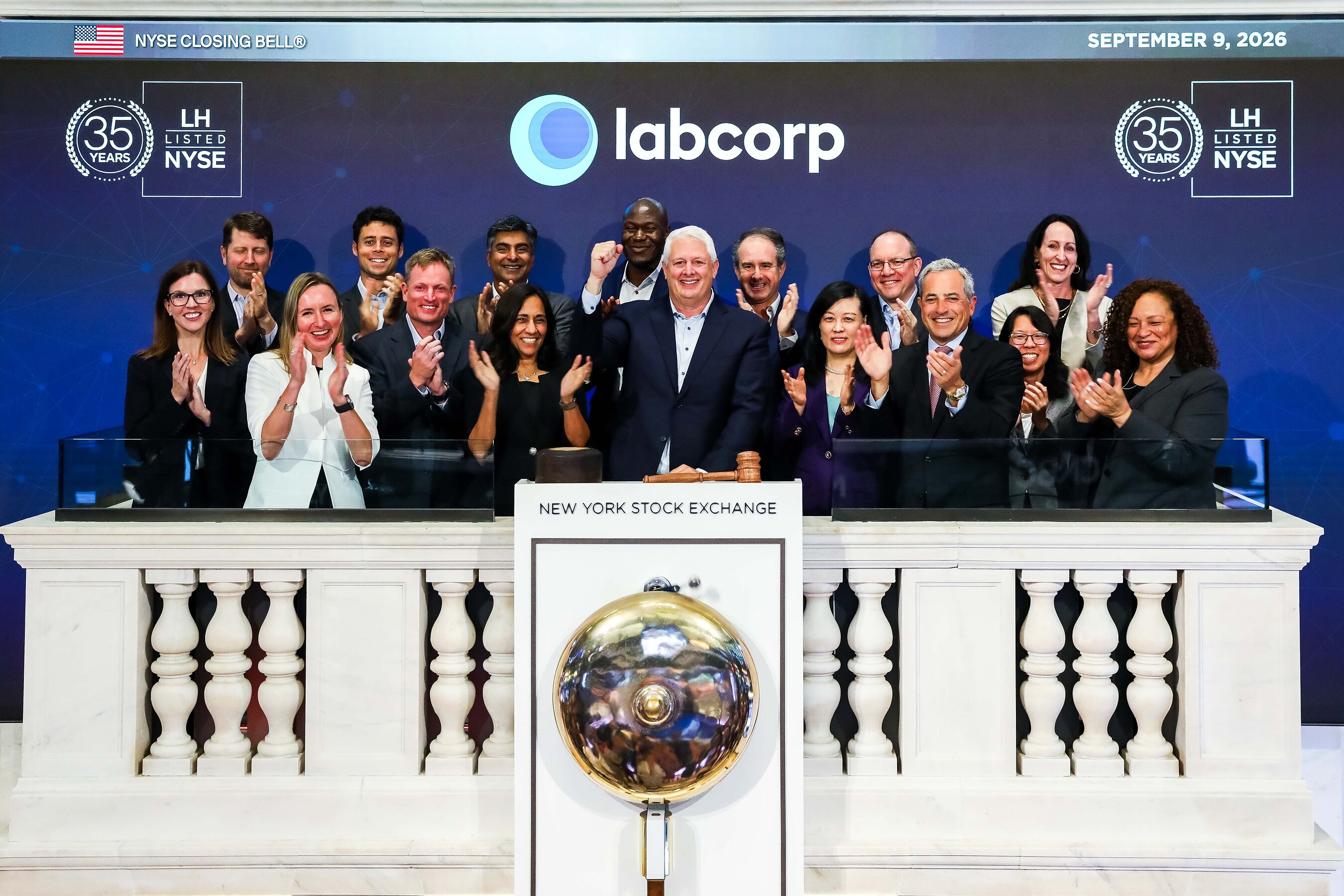 New NYSE Survey Reveals Only Fifteen Percent Trust Financial Advice From Artificial Intelligence