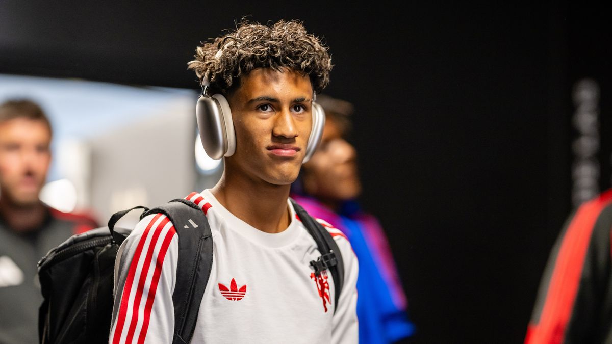 Manchester United Academy Forward JJ Gabriel Seeks Youth Registration Cancellation Amid Exit Concerns