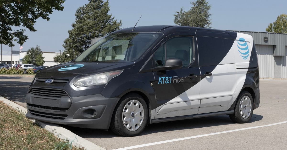 AT&T Signs $3 Billion Fiber Agreement With Corning to Expand U.S. Network