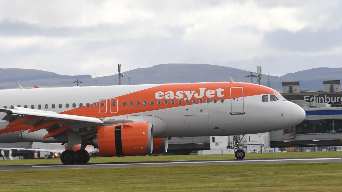 EasyJet Flight From Manchester Returns Safely Following Mid-Air Emergency Over North Sea
