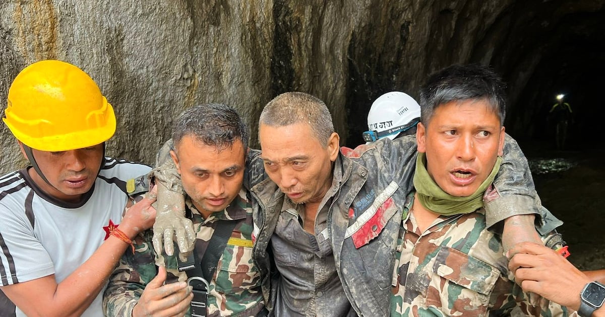 Chinese Family Relieved After Nepal Flood Survivor Rescued From Tunnel