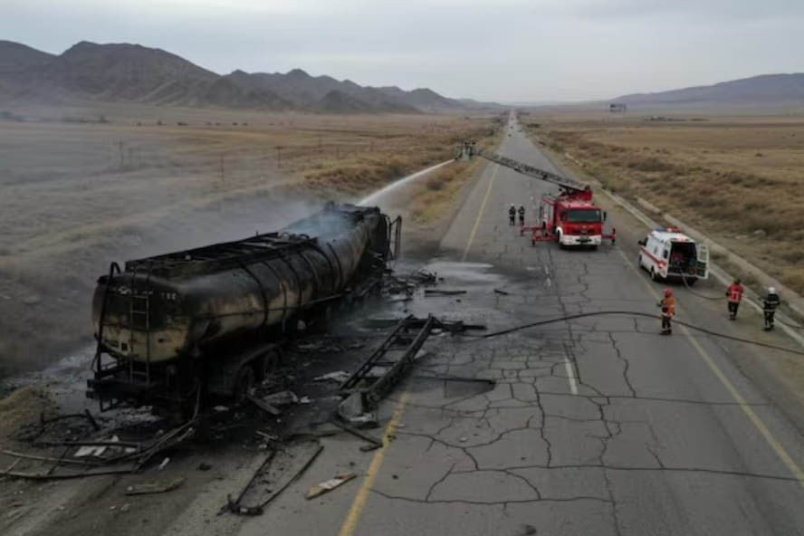Fuel Tanker Blast on Western Iran Highway Kills Ten People