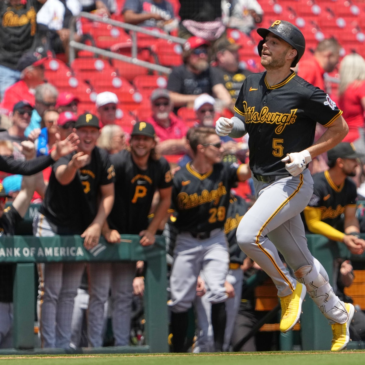 Brandon Lowe conecta jonrón en la octava para dar victoria a Piratas