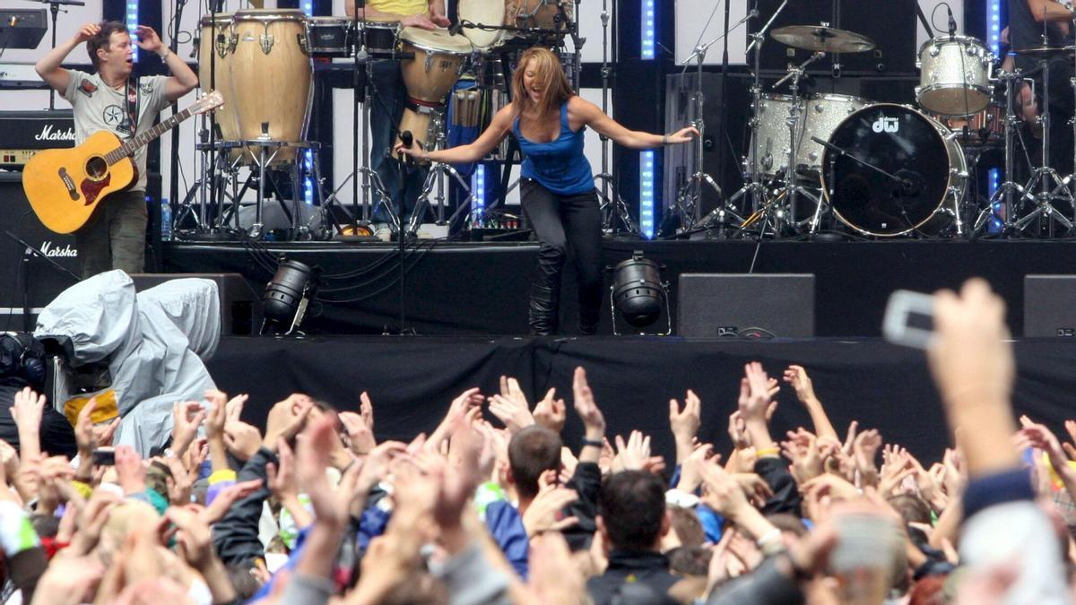 Miles de seguidores cruzan continentes para asistir a los doce conciertos de Shakira en Madrid