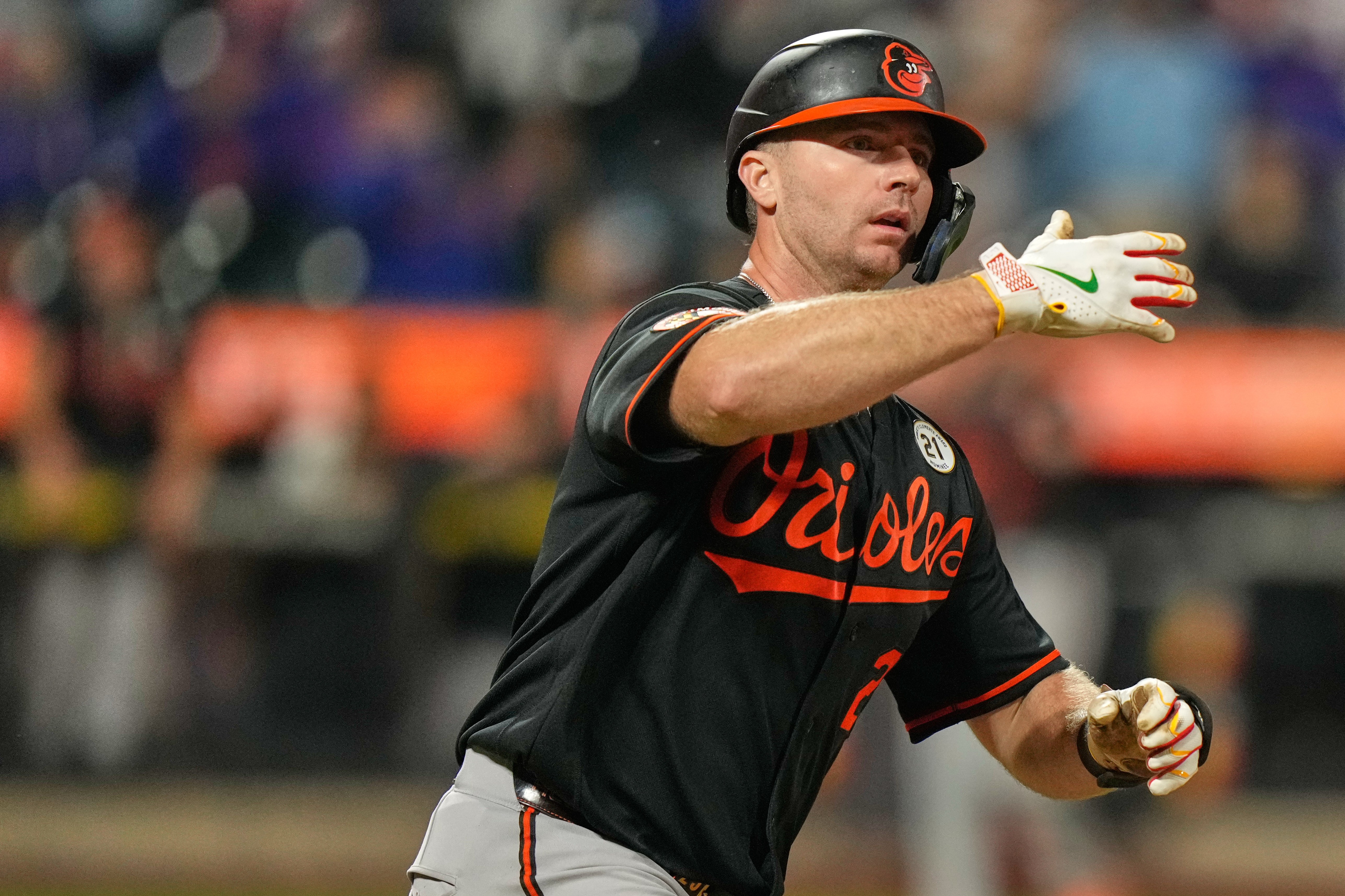 Orioles vencen 7-1 a los Mets con jonrón y completan barrida