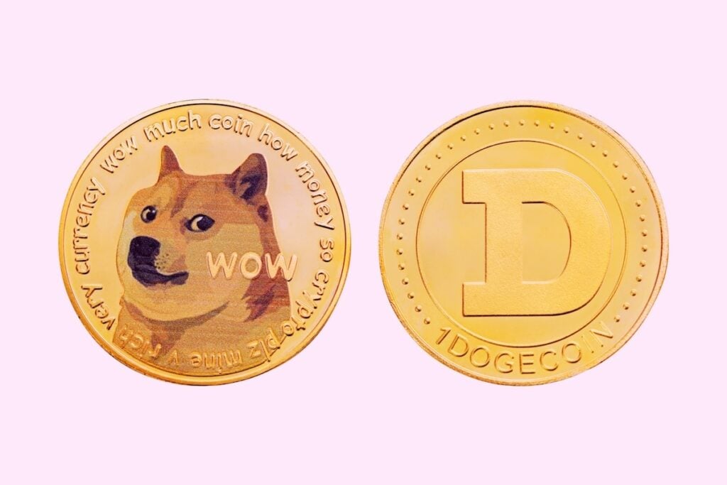 Dogecoin Drops 8% as Rising Treasury Yields Trigger Broader Crypto Sell-Off