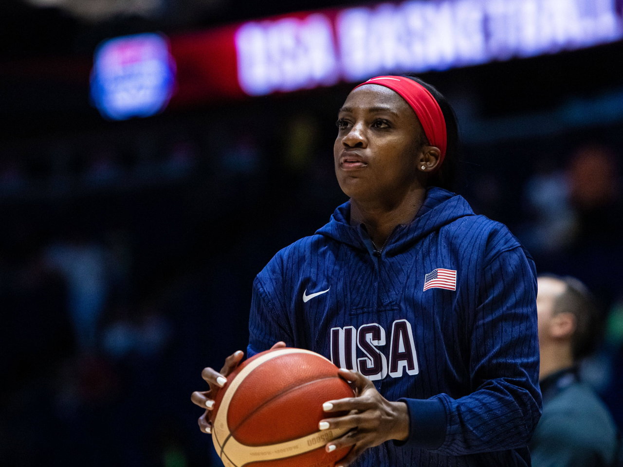 Team USA advances to quarterfinals despite historic shooting struggles in World Cup win.