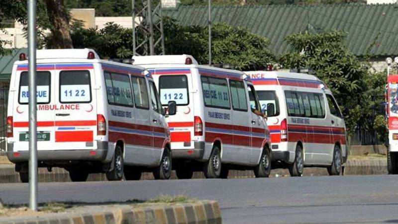 Pakistan Checkpost Blast Kills 11 People and Injures Dozens Near Border
