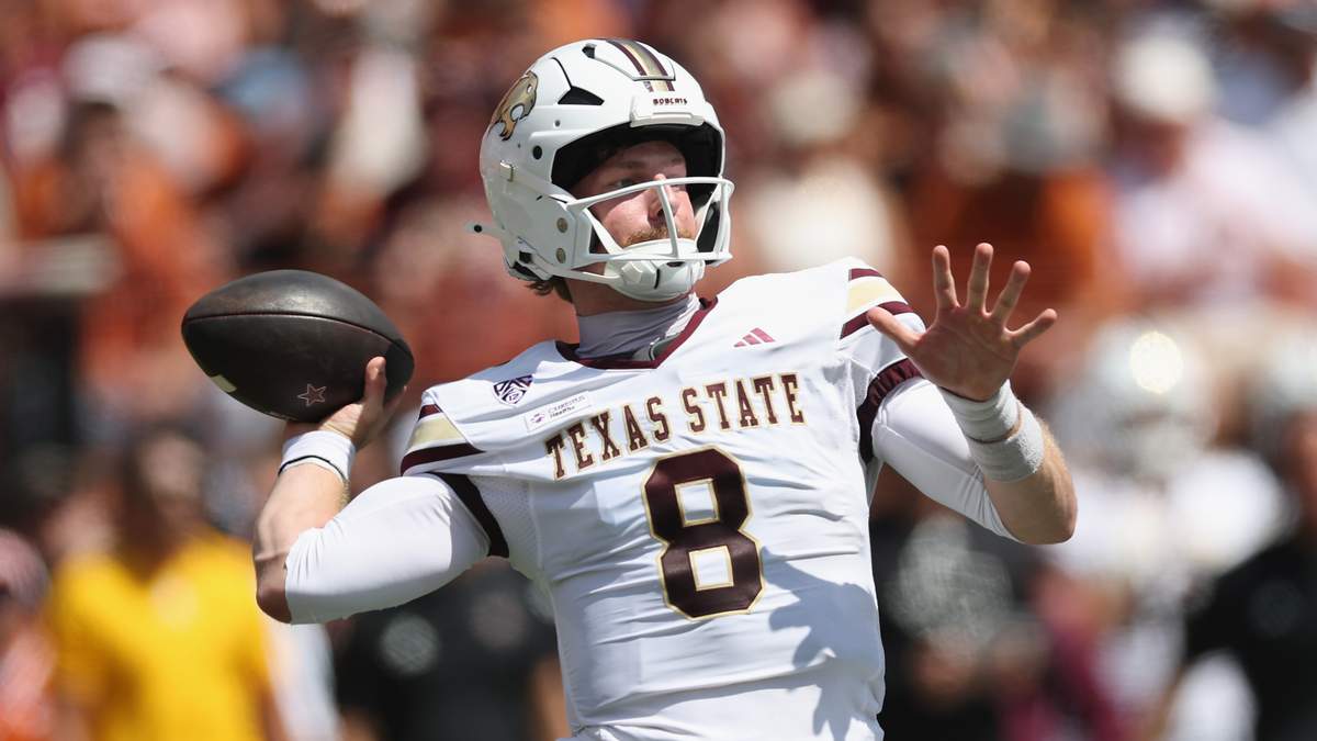No. 12 USC and Washington Meet in High-Stakes Big Ten Showdown on NBC