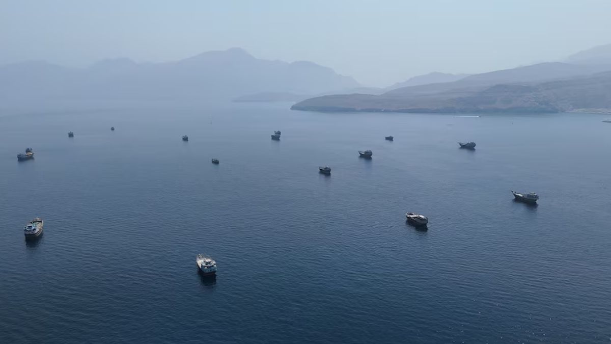 India Lodges Strong Protest After Pakistani Naval Vessel Collides in Arabian Sea