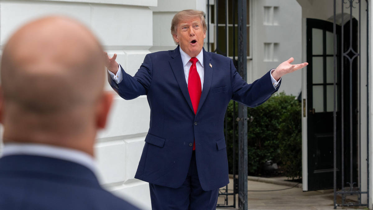 Trump Media Faces Sudden Platform Ban Amid Growing Regulatory Scrutiny