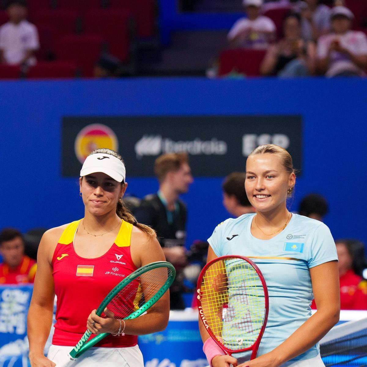Bouzas arrolla a Zhiyenbayeva y acerca a España a las semifinales