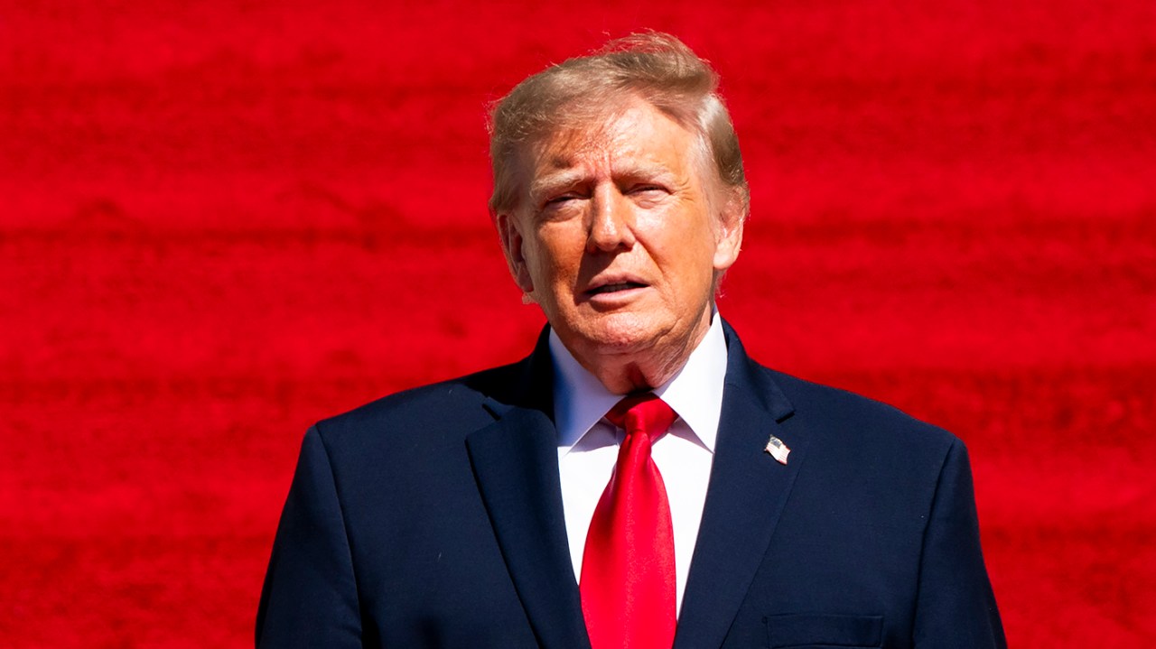 Trump Cancels $810 Million in Federal Funding, Drawing Bipartisan Congressional Backlash
