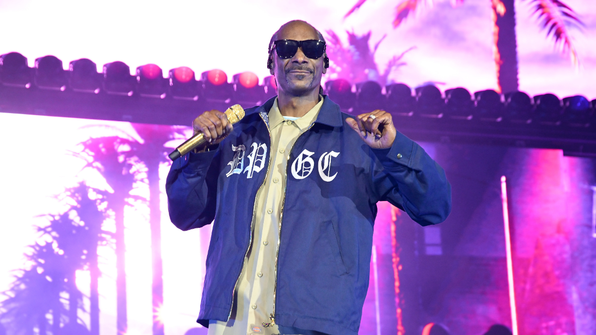 Snoop Dogg will host the 2026 MTV Video Music Awards at Los Angeles' Peacock Theater.