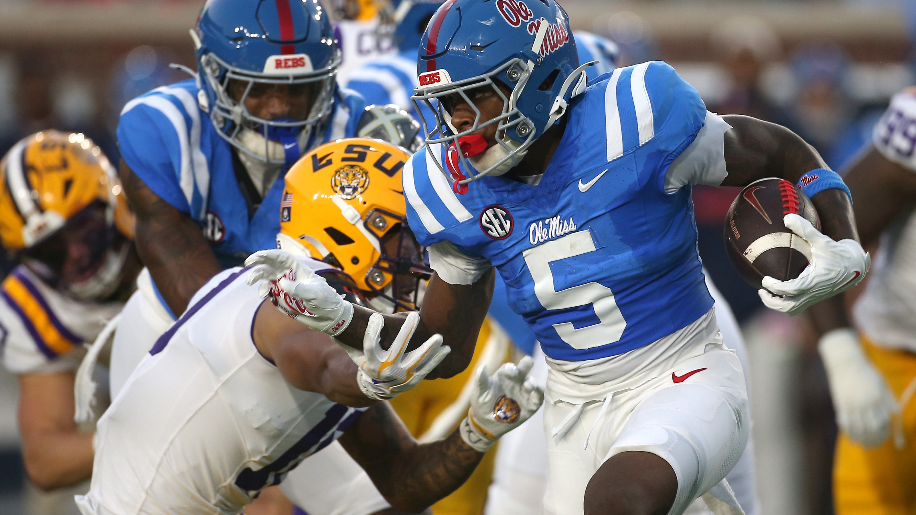 Ole Miss Edges LSU 32-24 Behind Chambliss as Lacy Exits Injured