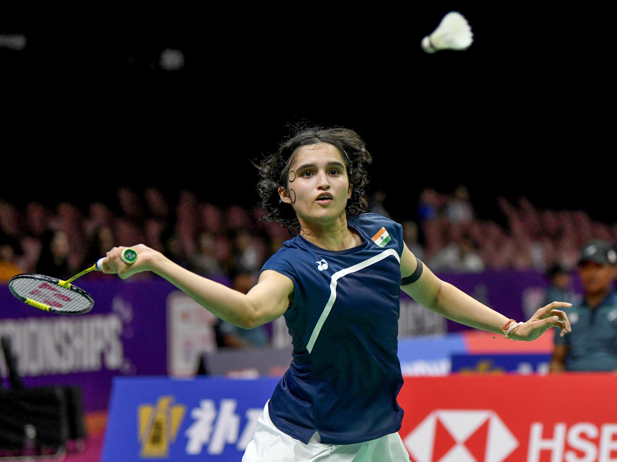 Indian Shuttlers Hooda and Shetty Advance in Asian Games Badminton Matches