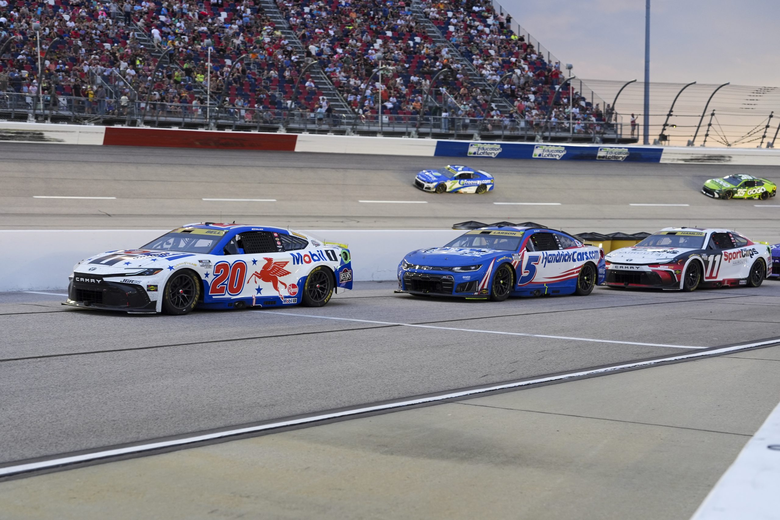 Rain Cancels Kansas NASCAR Qualifying and Puts Kyle Larson Second