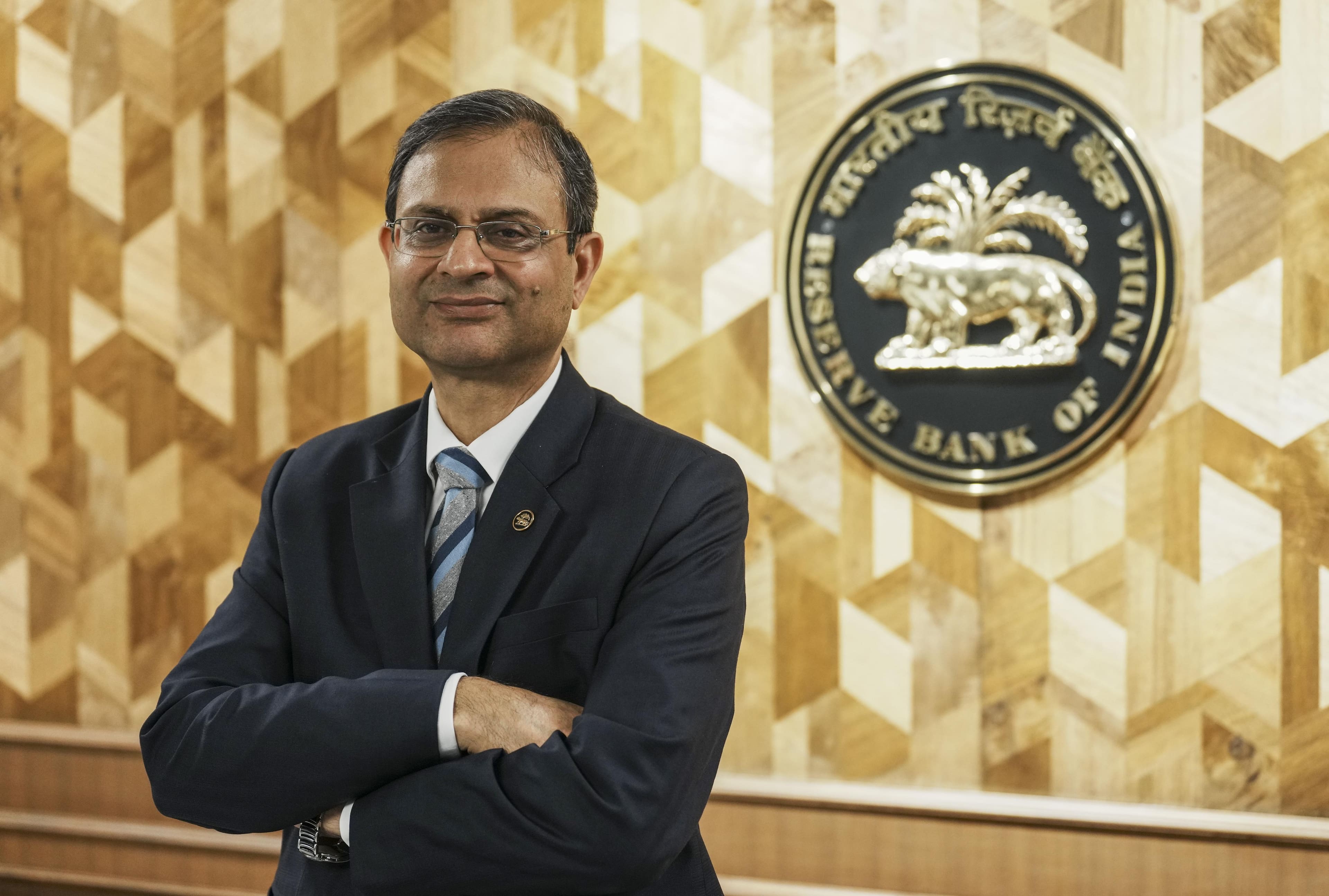 RBI Governor Meets Finance Minister Ahead of Crucial Monetary Policy Review