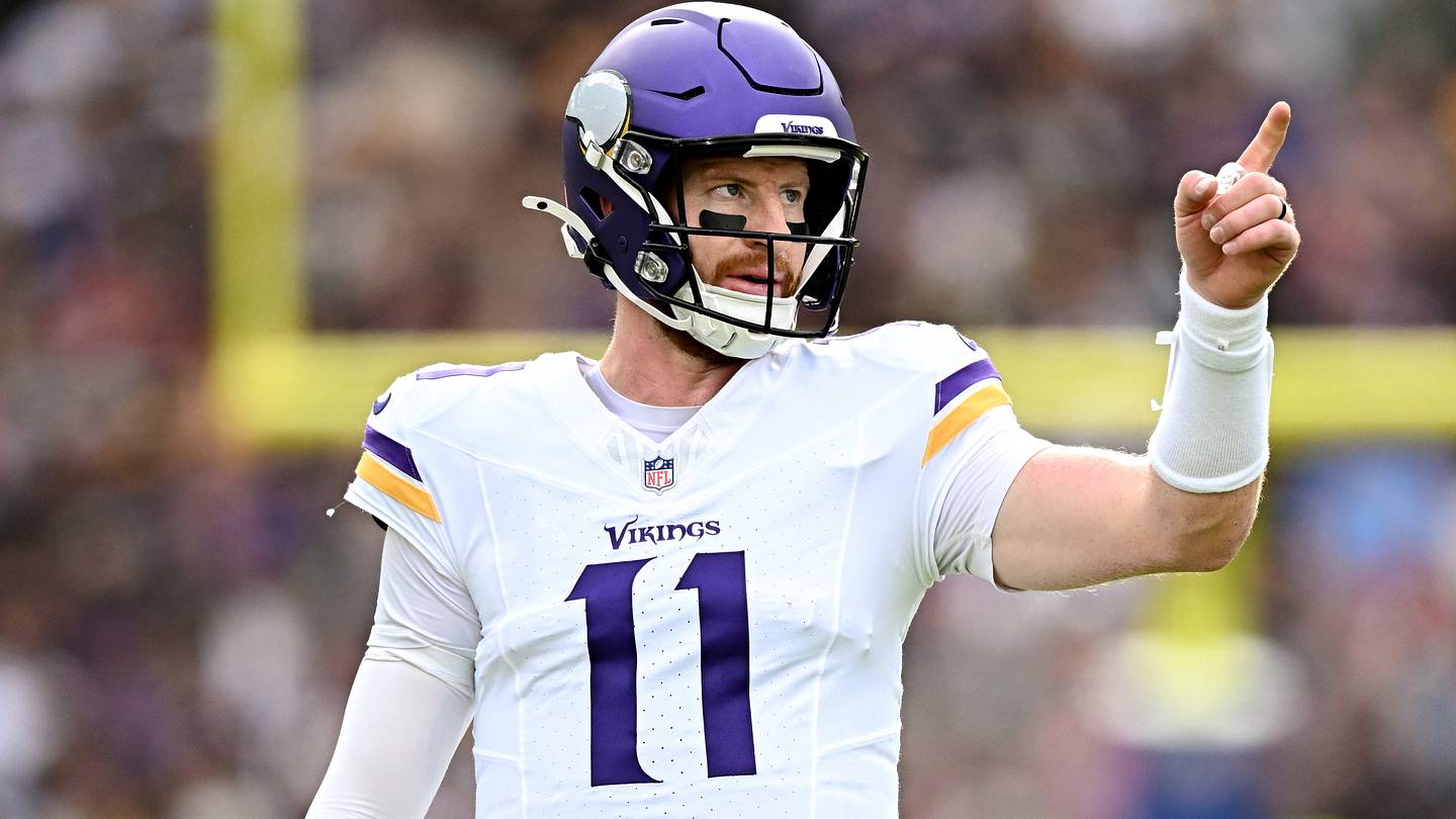 Wentz to Start for Vikings Against Bears
