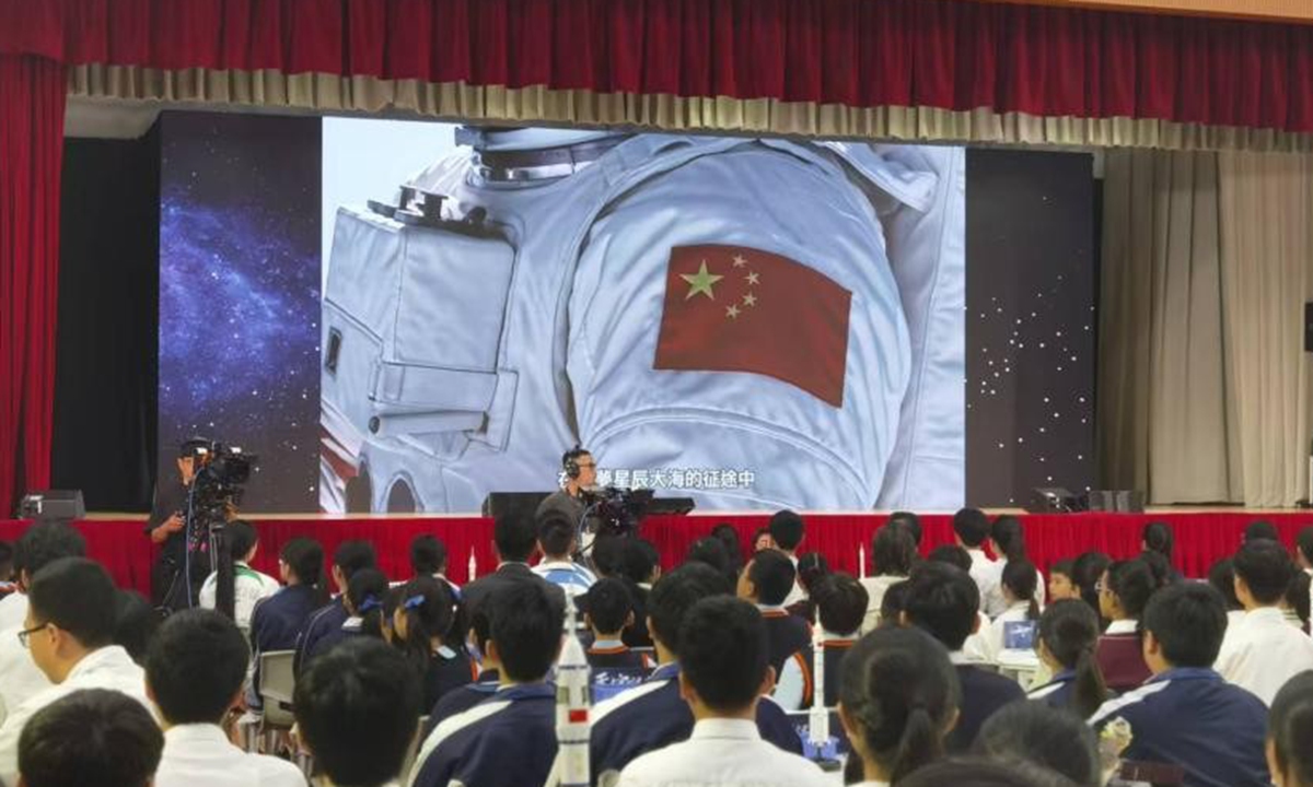 Hong Kong Astronaut Leads Live Space Station Lesson For Local Students