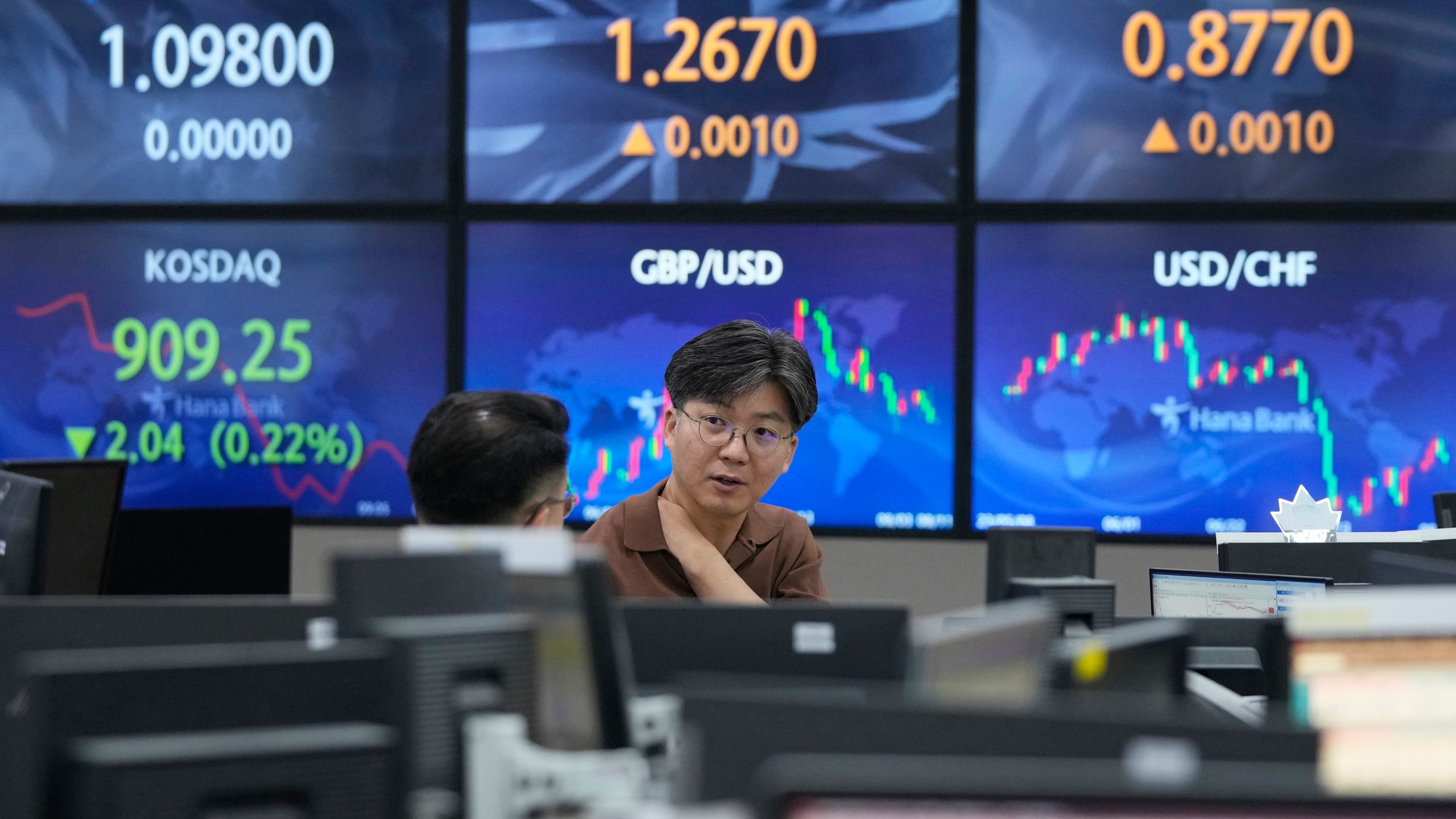 Recent September reports show sharp short-interest declines across major listed Asian companies.