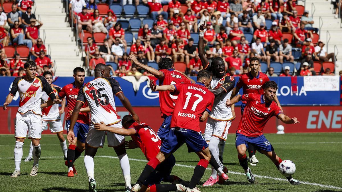Ante Budimir scores his hundredth goal to help Osasuna halt their losing streak against Rayo Vallecano.