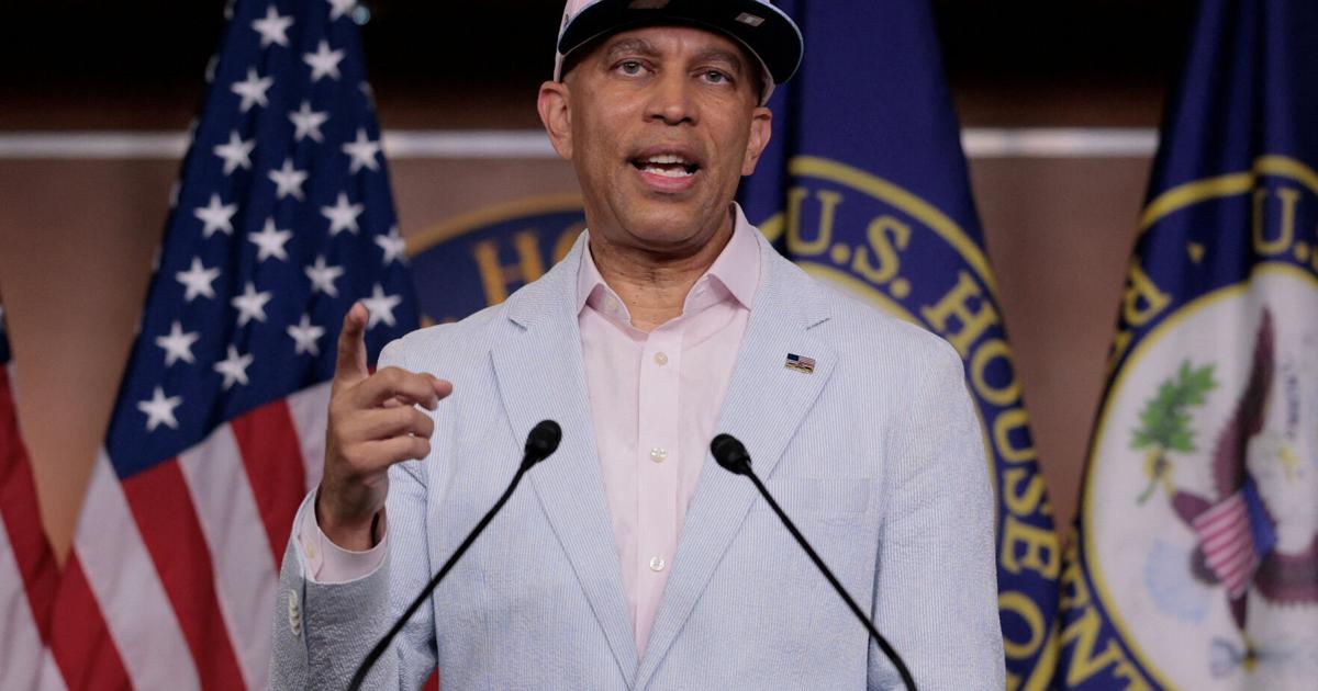 Democratic Party Leadership Directs Political Wrath Toward Moderates Instead of Socialists