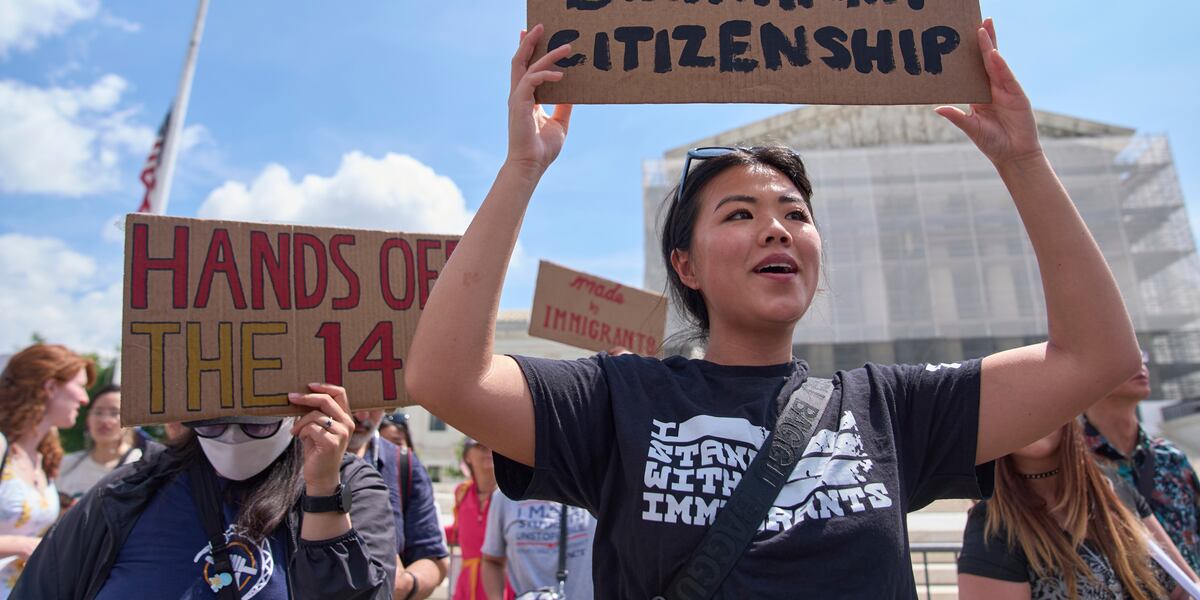 Federal Judge Blocks Trump Administration Bid to Limit Birthright Citizenship