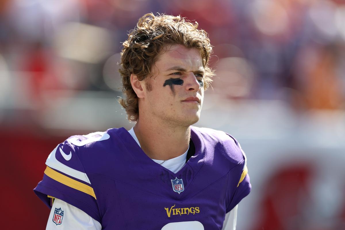 Giants Acquire Quarterback J.J. McCarthy From Vikings For Fifth-Round Pick