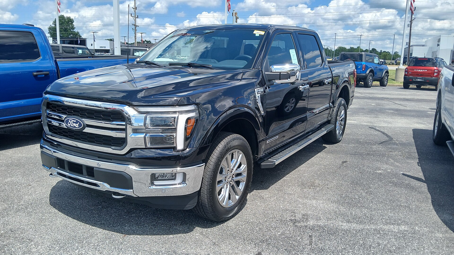 Ford Recalls Over 220,000 F-150 Pickups Due to Fuel Tank Detachment Risks
